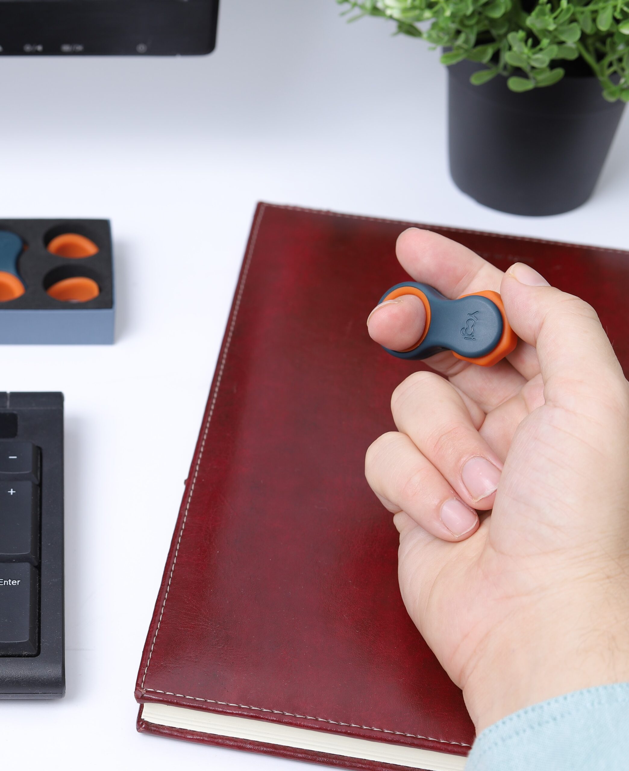 yogi fidget toy